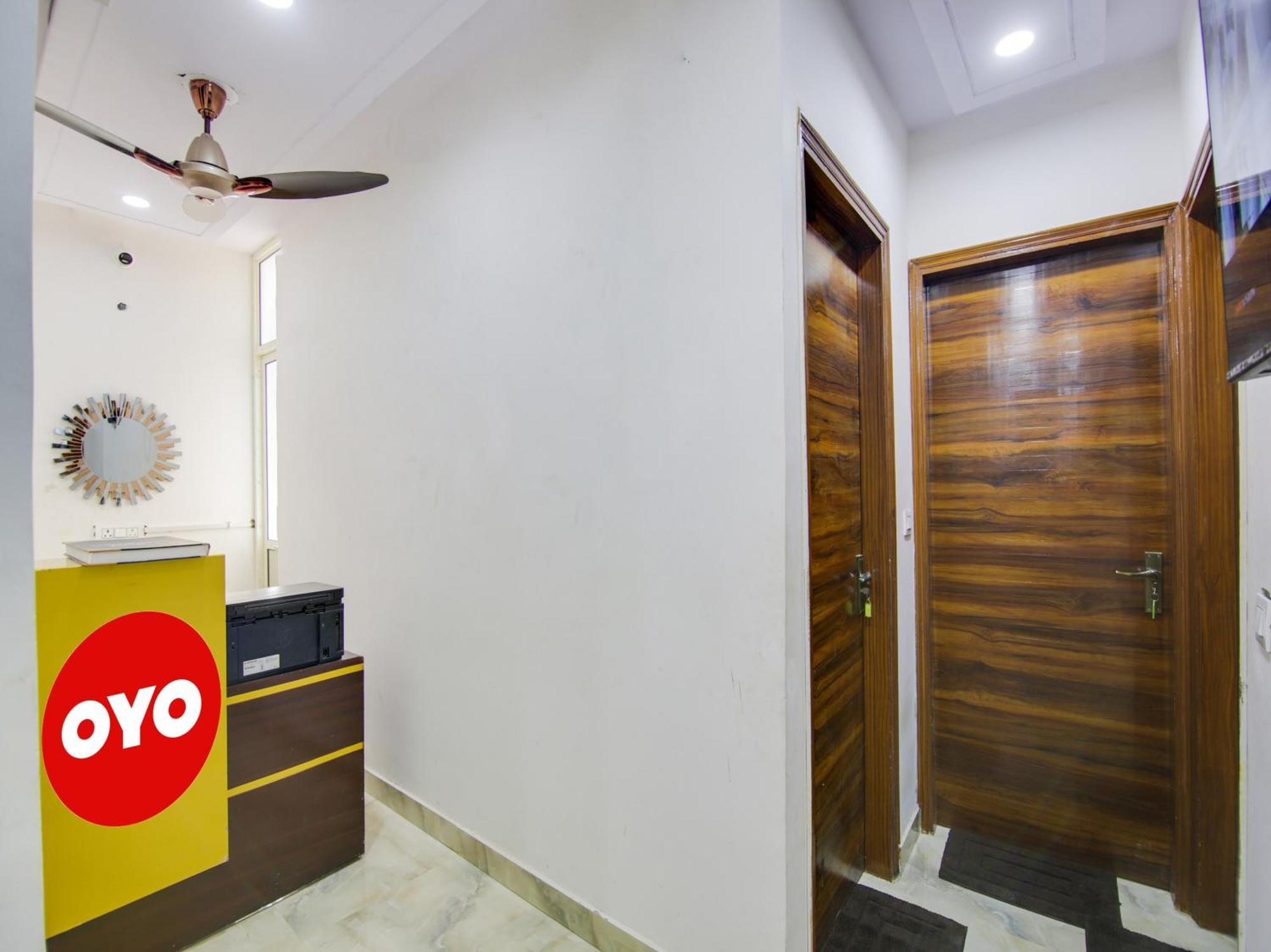 Hotel O Ar Residency Delhi  Buitenkant foto