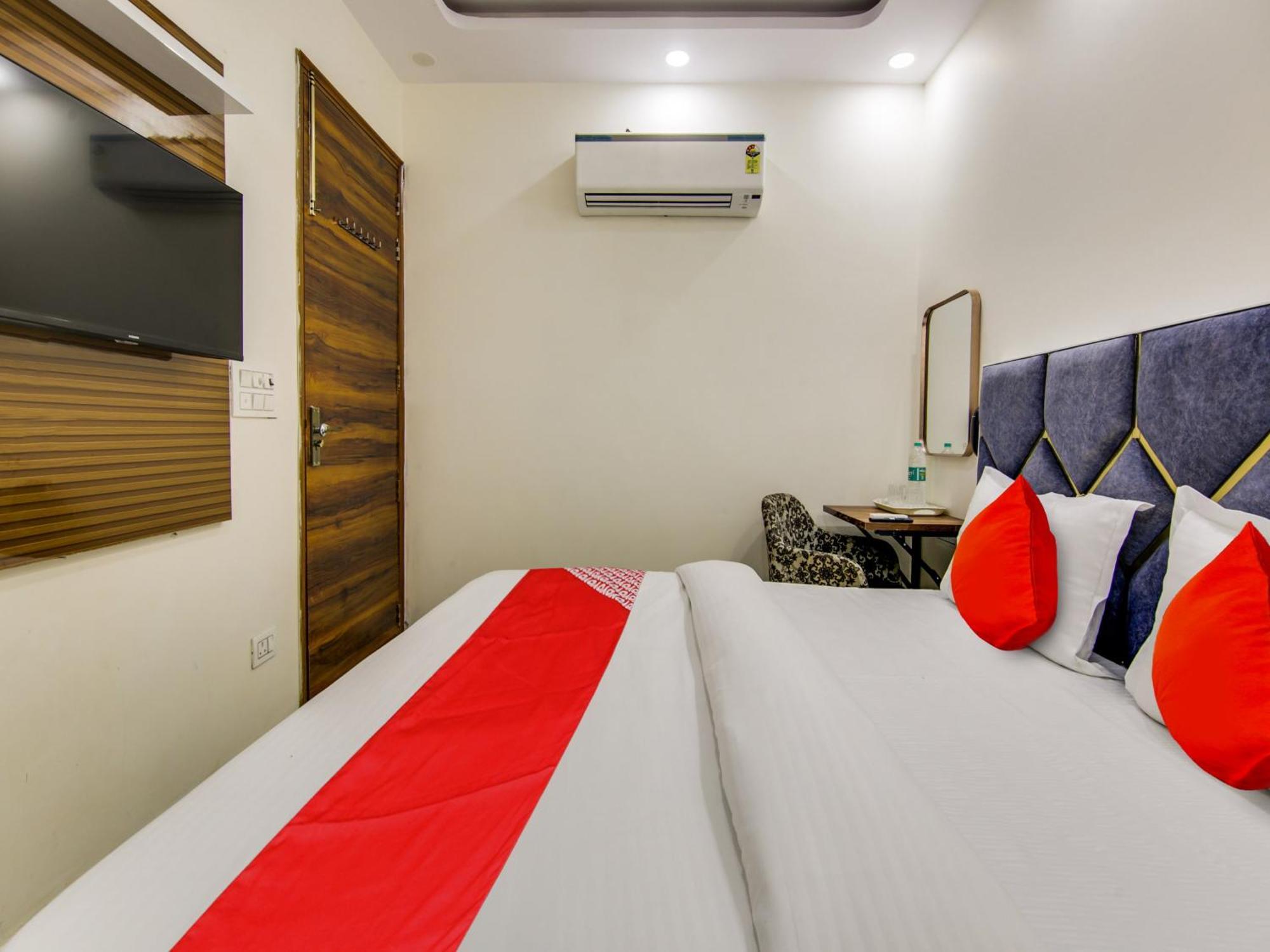 Hotel O Ar Residency Delhi  Buitenkant foto