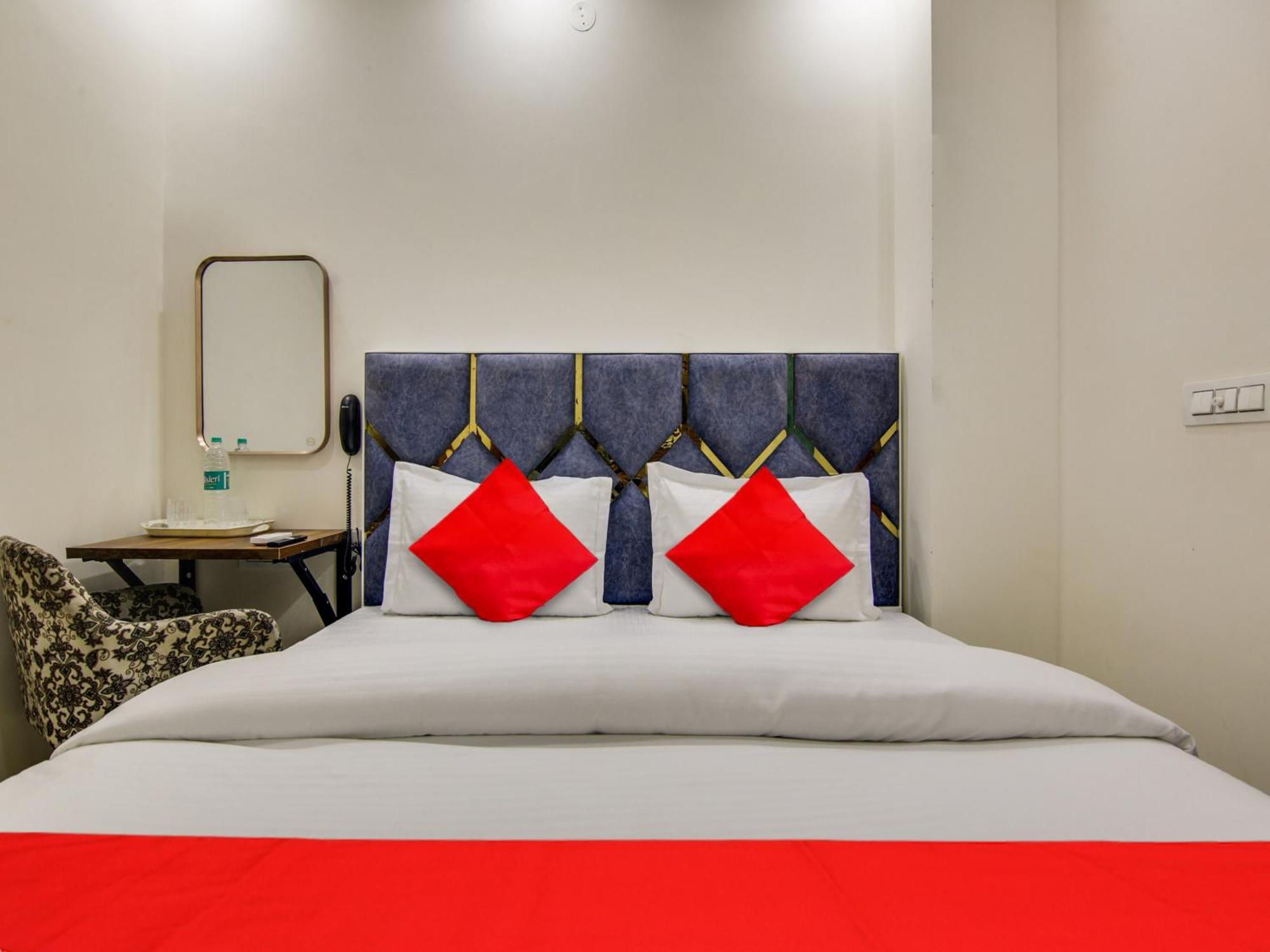 Hotel O Ar Residency Delhi  Buitenkant foto